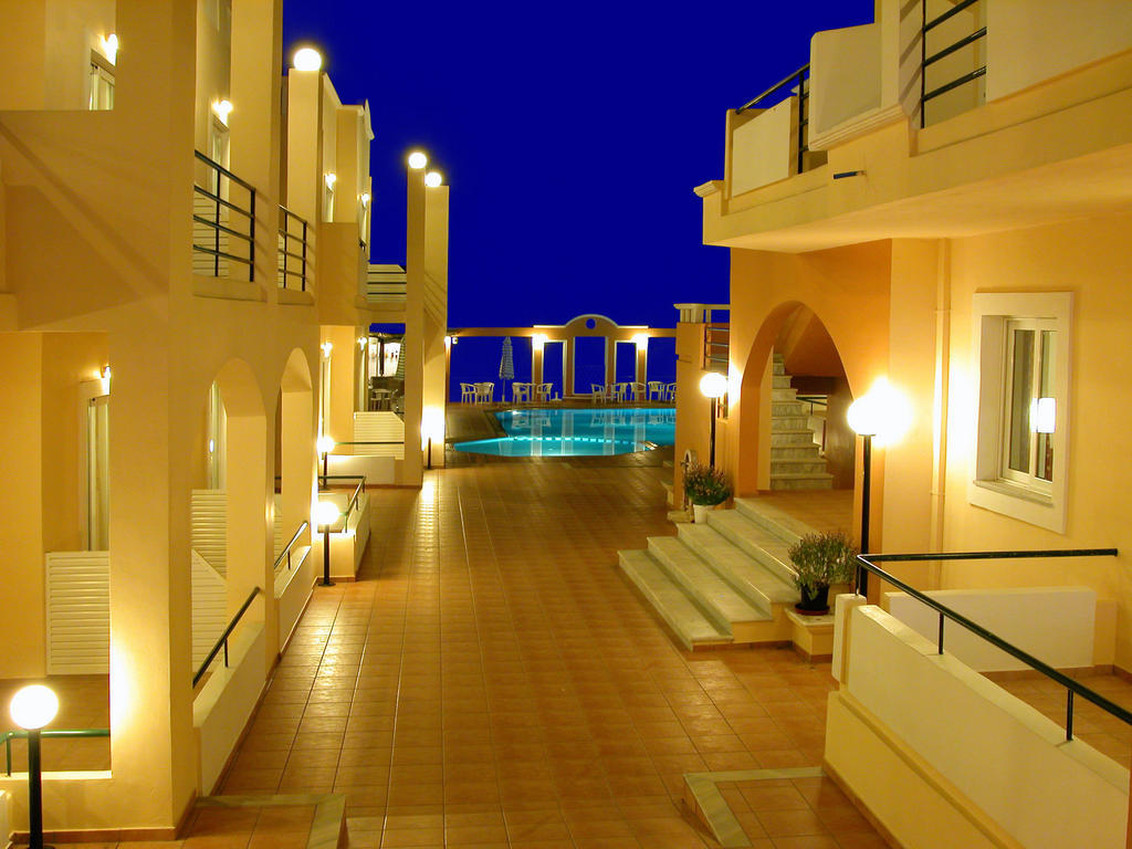 Nontas Hotel Apartments Daratsos Eksteriør billede