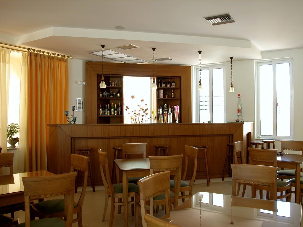 Nontas Hotel Apartments Daratsos Eksteriør billede